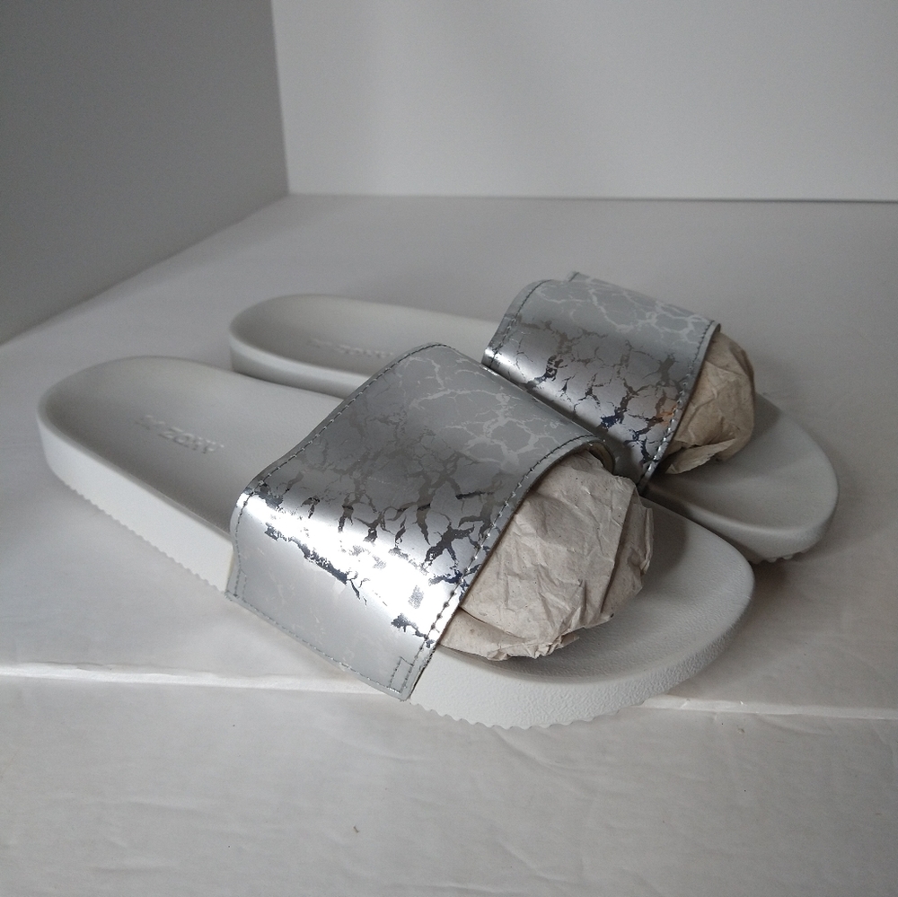 Zaxy Women's Snap Slide Sandal Silver Sz 10